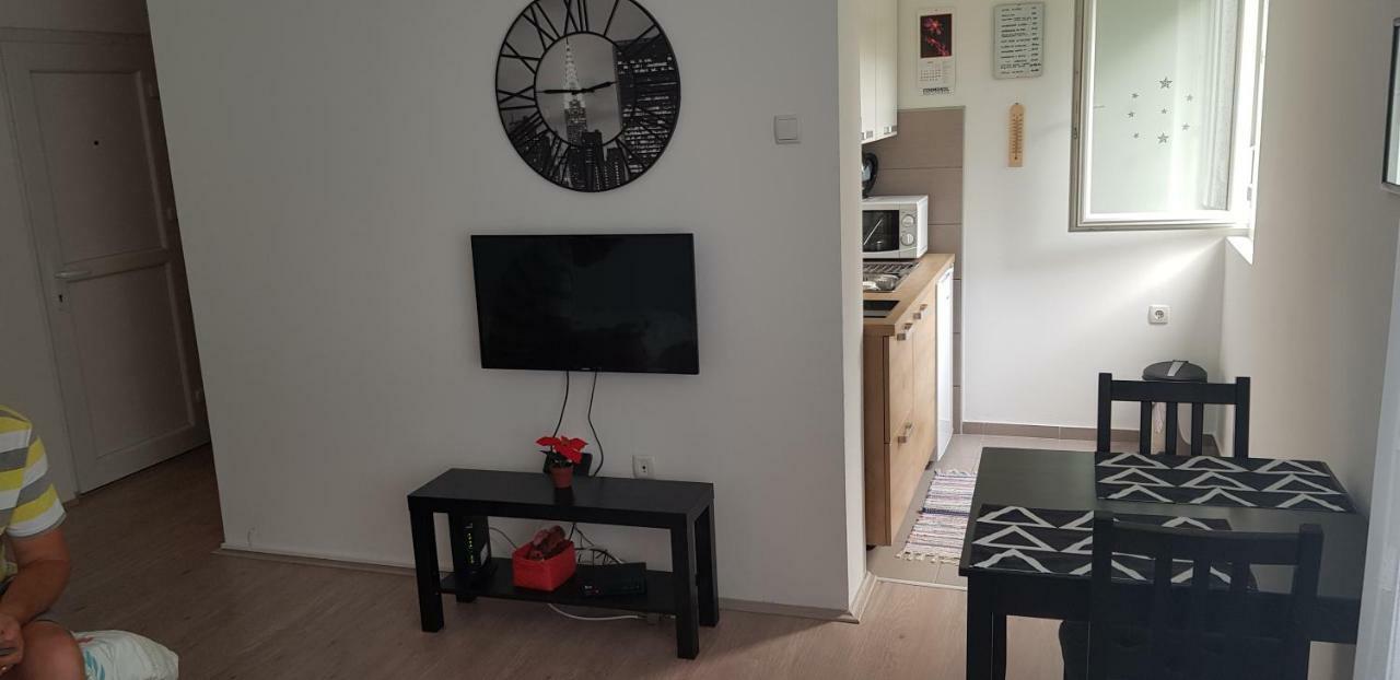 Apartamento Orhideja Osijek Exterior foto